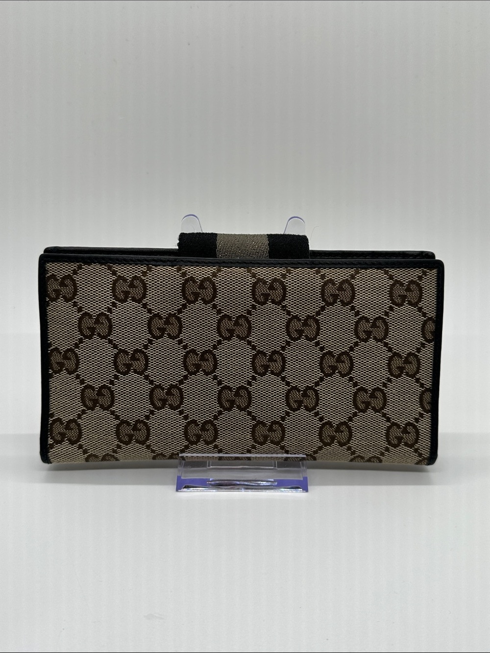 Gucci - GG Supreme Continental Wallet - Picture 2 of 15